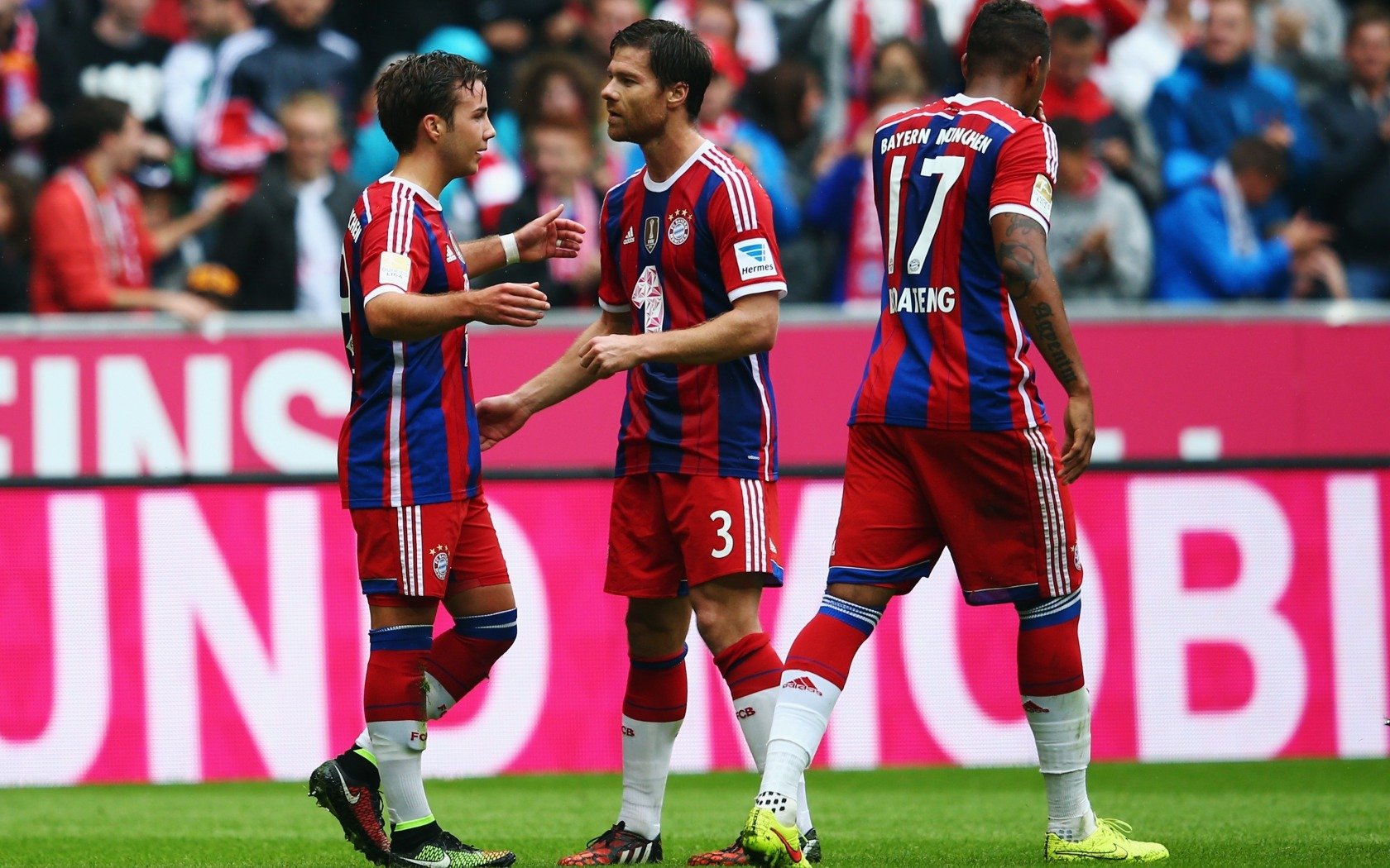 开云网页版-绿茵场上的祈祷,申花重伤倒地,阿森纳全队围拢的那一刻,绿茵场上的祈祷,申花重伤倒地,阿森纳全队围拢的那一刻